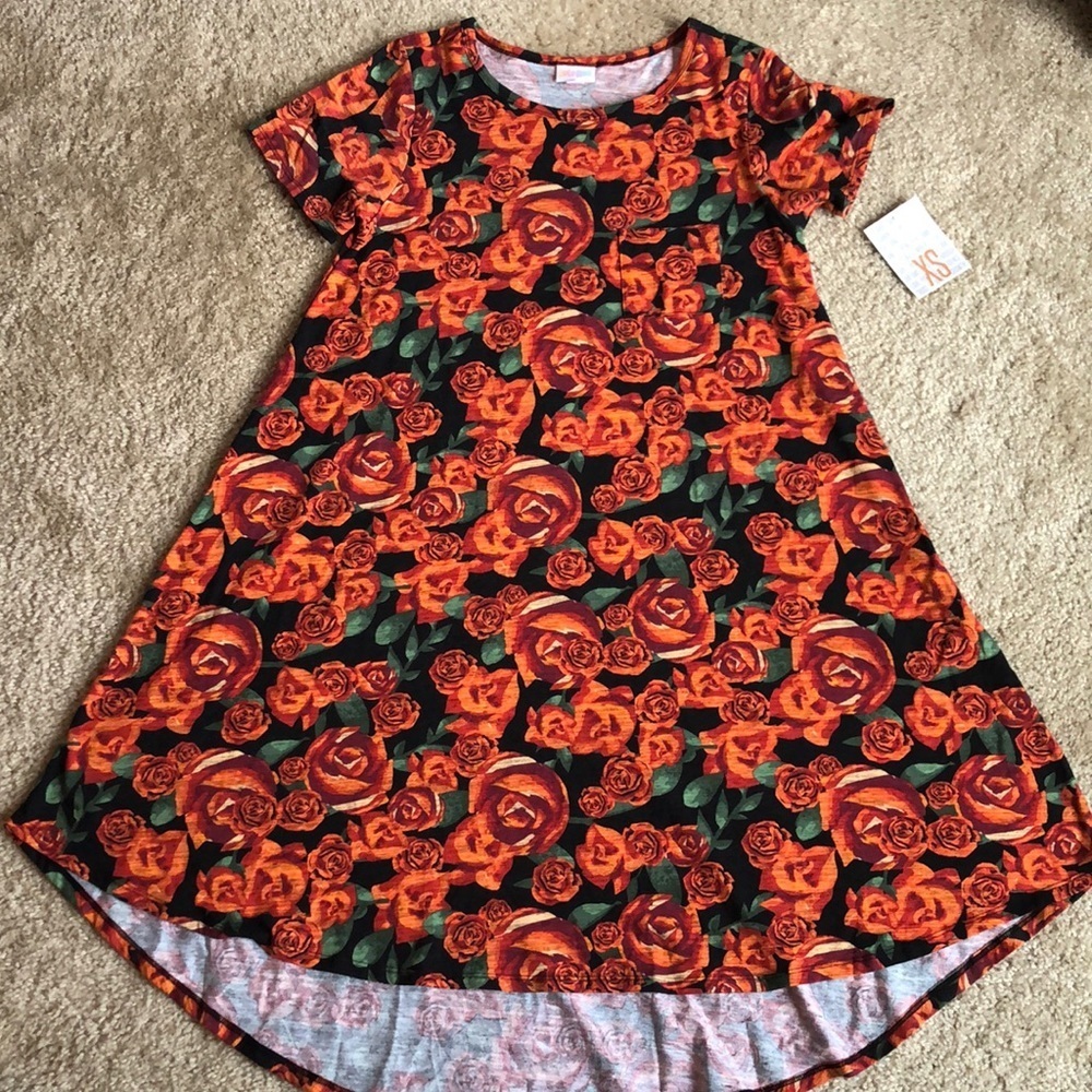Lularoe Carly Dress High Low Swing Roses Floral size XS flower orange black